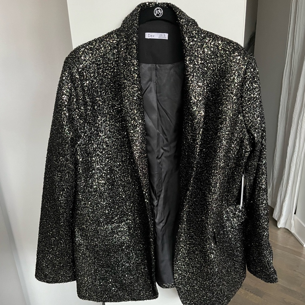 NWT. Dex open front sequin jacket